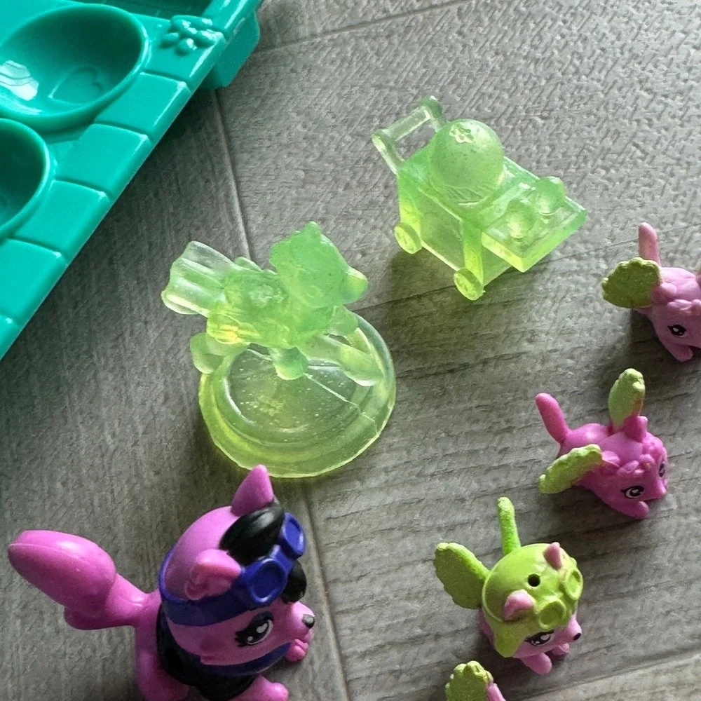 Hatchimals‎ Playset Hideaway Pets & Accessories Collection Carrying Case